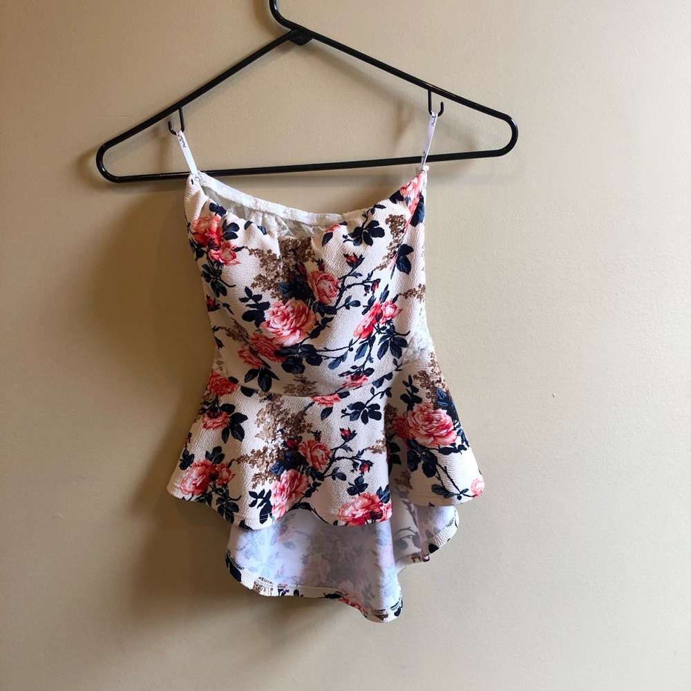 Sleeveless blouse